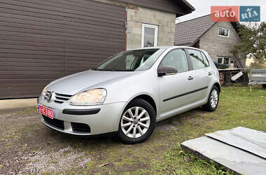 Хэтчбек Volkswagen Golf 2008 в Ровно