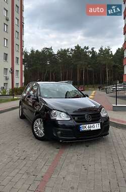 Хэтчбек Volkswagen Golf 2007 в Вараше