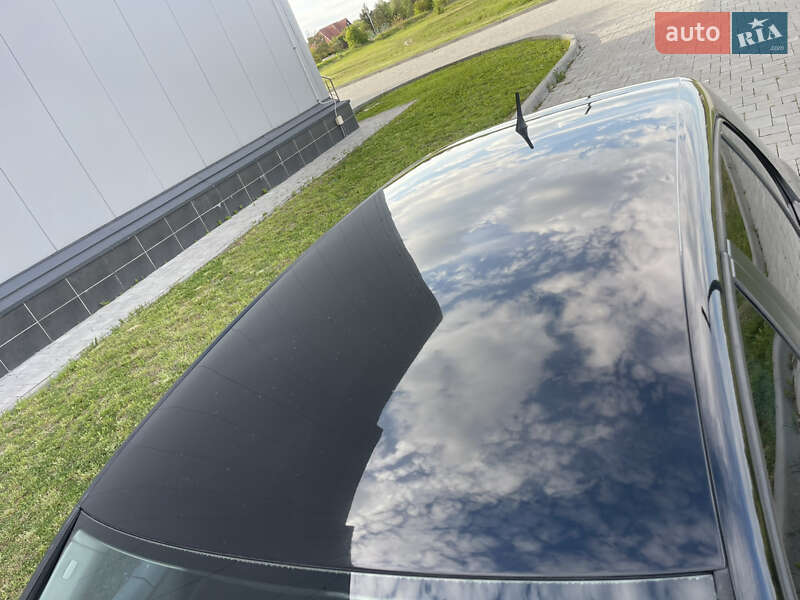 Хетчбек Volkswagen Golf 2008 в Рівному