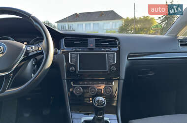 Универсал Volkswagen Golf 2016 в 