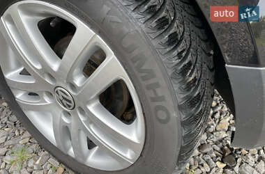 Хэтчбек Volkswagen Golf 2008 в 