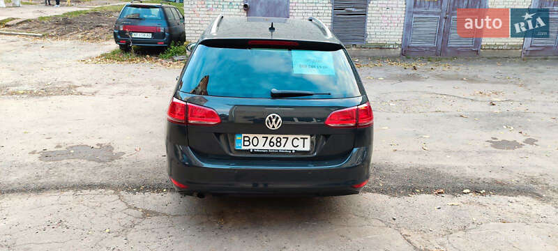 Універсал Volkswagen Golf 2016 в Тернополі