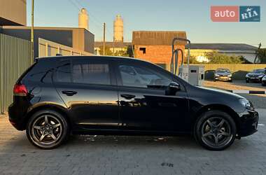 Хетчбек Volkswagen Golf 2010 в Мукачевому