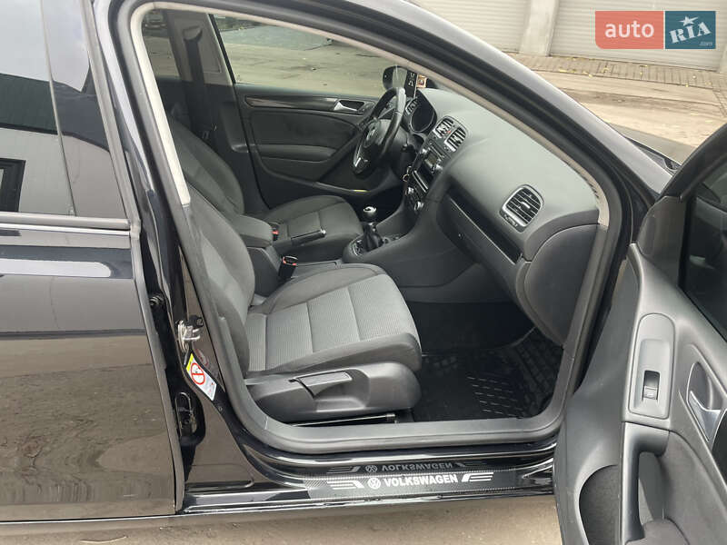 Хэтчбек Volkswagen Golf 2009 в Теофиполе фото 8 Хэтчбек Volkswagen Golf 2009 в Теофиполе