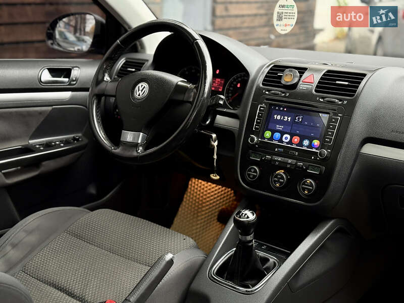 Універсал Volkswagen Golf 2008 в Києві фото 13 Універсал Volkswagen Golf 2008 в Києві