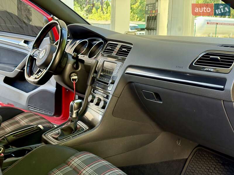 Хэтчбек Volkswagen Golf 2017 в Днепре фото 22 Хэтчбек Volkswagen Golf 2017 в Днепре
