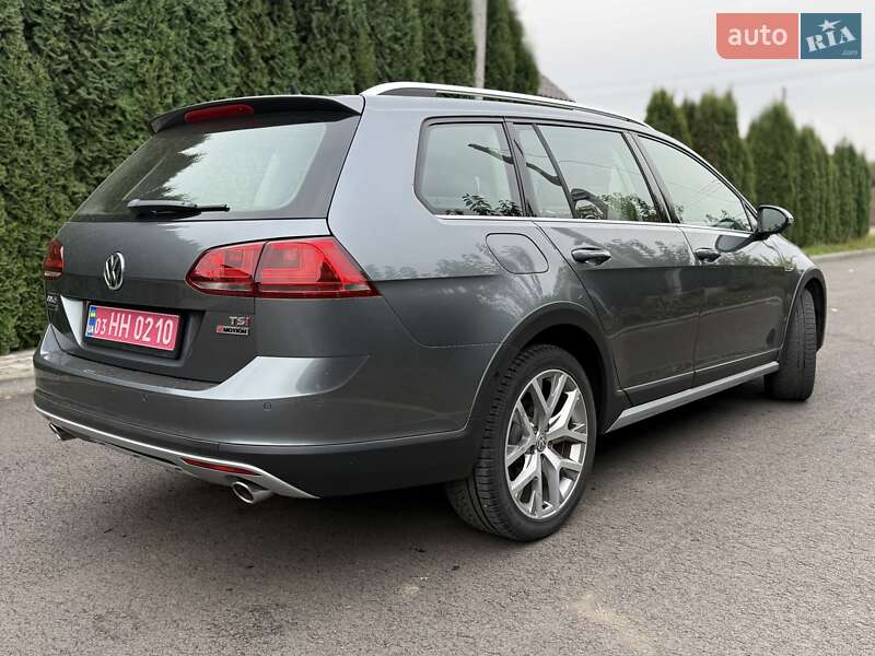 Універсал Volkswagen Golf 2016 в Києві