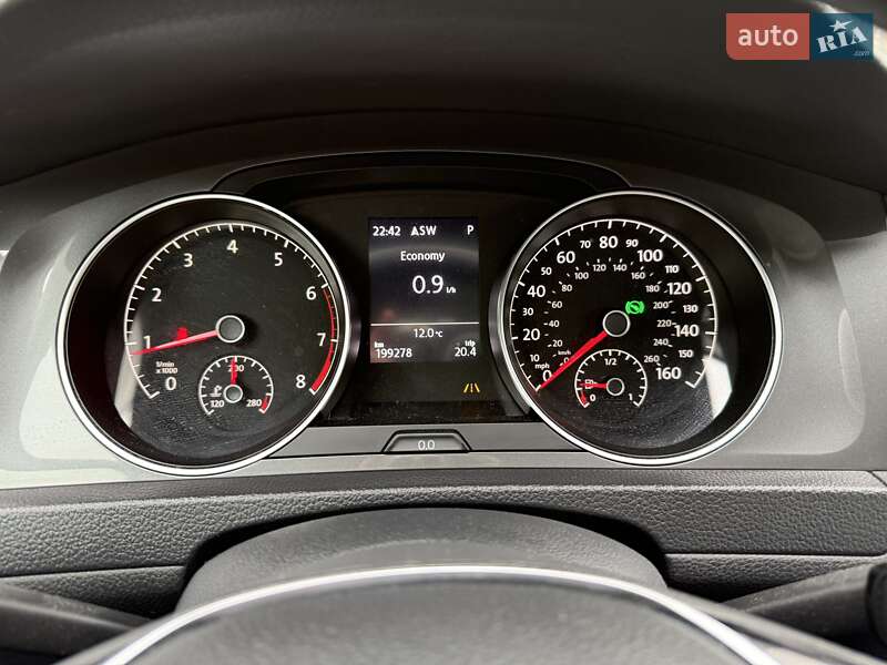 Універсал Volkswagen Golf 2016 в Києві