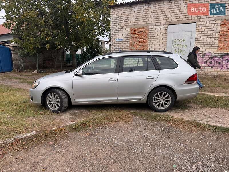 Универсал Volkswagen Golf 2009 в Николаеве