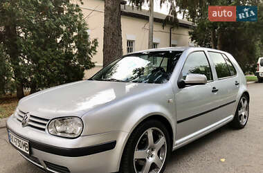 Хэтчбек Volkswagen Golf 2001 в Харькове