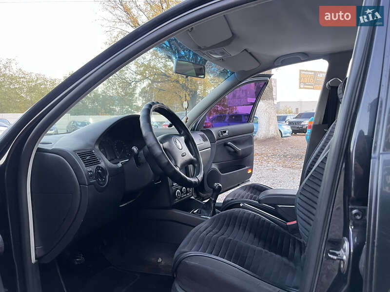 Хэтчбек Volkswagen Golf 2003 в Харькове фото 9 Хэтчбек Volkswagen Golf 2003 в Харькове