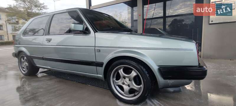 Хэтчбек Volkswagen Golf 1987 в Сосновке