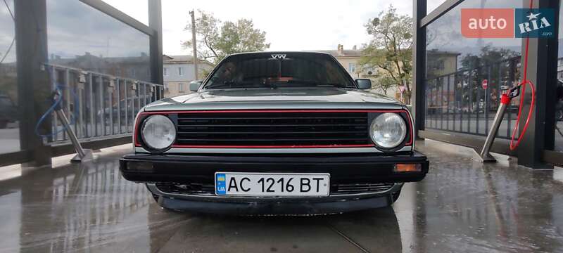 Хэтчбек Volkswagen Golf 1987 в Сосновке