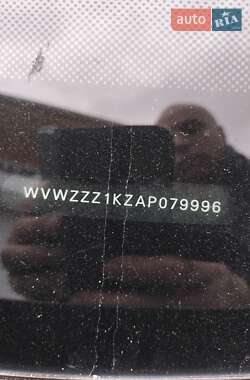 Хэтчбек Volkswagen Golf 2009 в 