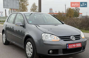 Хэтчбек Volkswagen Golf 2007 в 