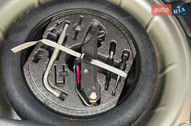 Хэтчбек Volkswagen Golf 2007 в 