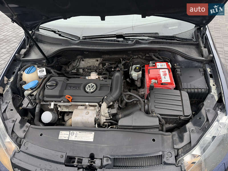 Хэтчбек Volkswagen Golf 2012 в Фастове