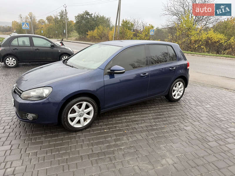 Хэтчбек Volkswagen Golf 2012 в Фастове
