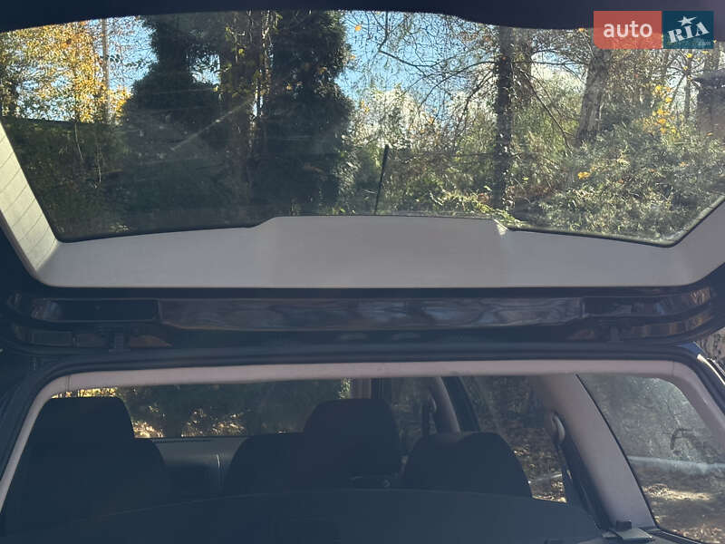 Універсал Volkswagen Golf 2005 в Дрогобичі