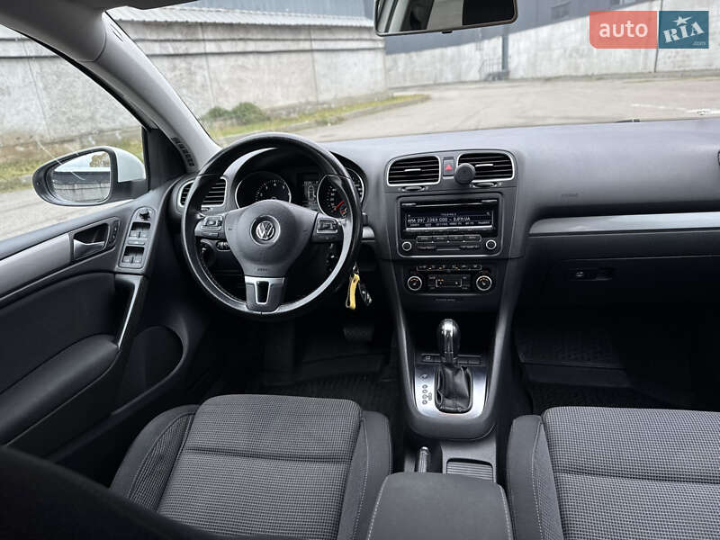 Хэтчбек Volkswagen Golf 2012 в Киеве фото 34 Хэтчбек Volkswagen Golf 2012 в Киеве