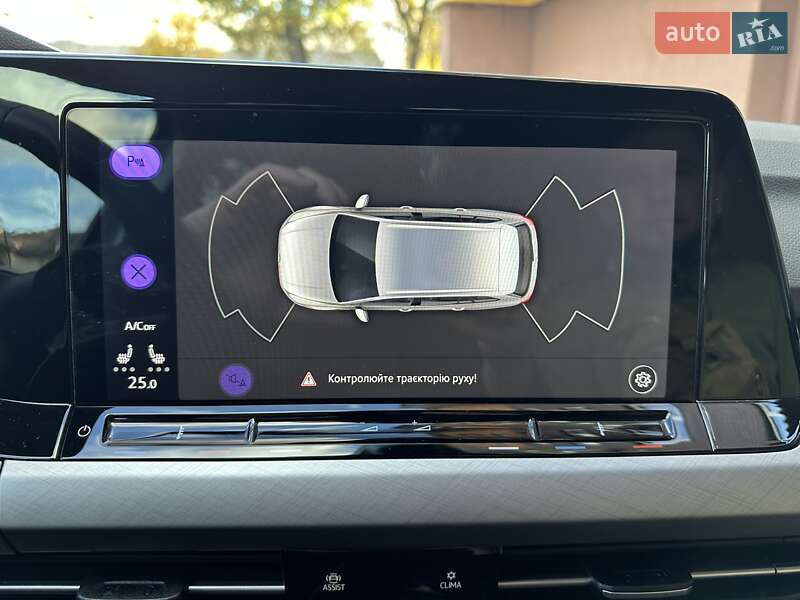 Универсал Volkswagen Golf 2022 в Стрые