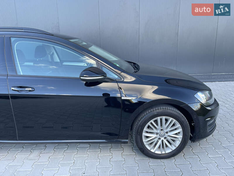Универсал Volkswagen Golf 2014 в Львове