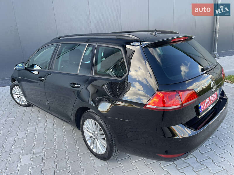 Универсал Volkswagen Golf 2014 в Львове
