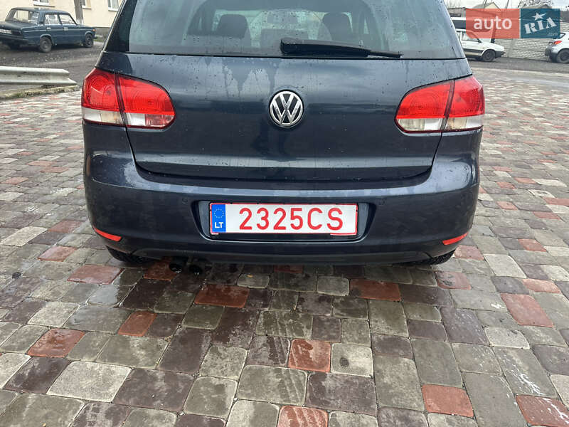 Хетчбек Volkswagen Golf 2010 в Великій Багачці