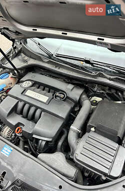 Универсал Volkswagen Golf 2008 в 