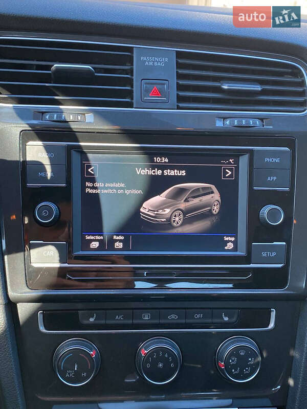 Хетчбек Volkswagen Golf 2018 в Кривому Розі