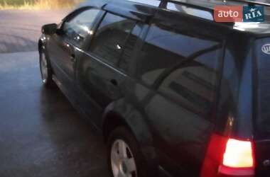 Універсал Volkswagen Golf 2003 в Луцьку