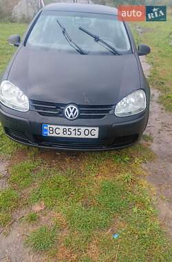 Хетчбек Volkswagen Golf 2004 в Яворові