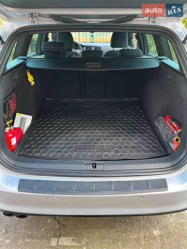 Универсал Volkswagen Golf 2016 в Киеве