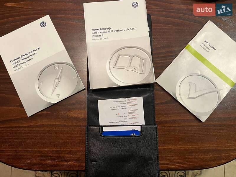 Универсал Volkswagen Golf 2016 в Киеве