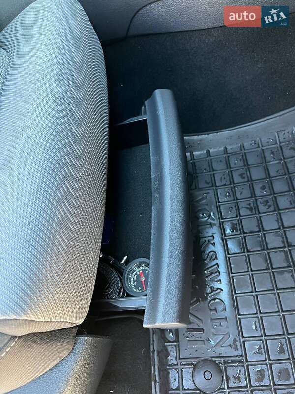 Универсал Volkswagen Golf 2016 в Киеве