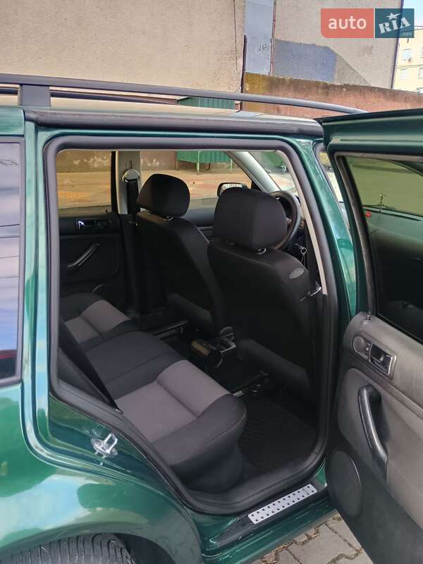 Универсал Volkswagen Golf 2002 в Звягеле фото 4 Универсал Volkswagen Golf 2002 в Звягеле
