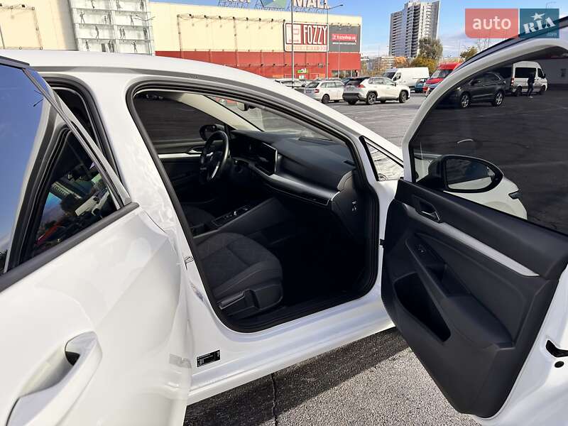 Хэтчбек Volkswagen Golf 2022 в Киеве фото 11 Хэтчбек Volkswagen Golf 2022 в Киеве