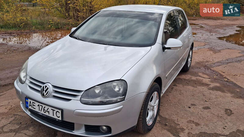 Хэтчбек Volkswagen Golf 2008 в Кривом Роге