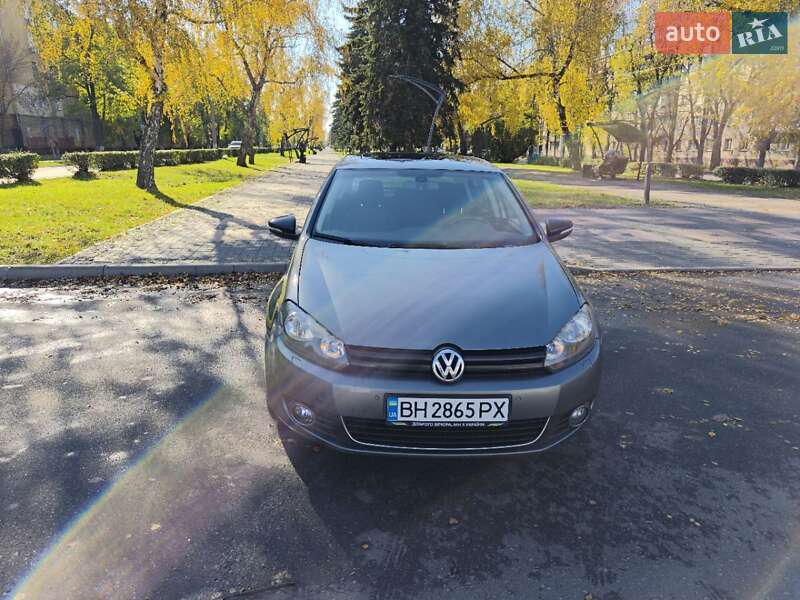 Хэтчбек Volkswagen Golf 2011 в Краматорске