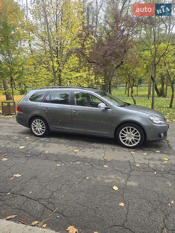 Універсал Volkswagen Golf 2012 в Києві фото 16 Універсал Volkswagen Golf 2012 в Києві