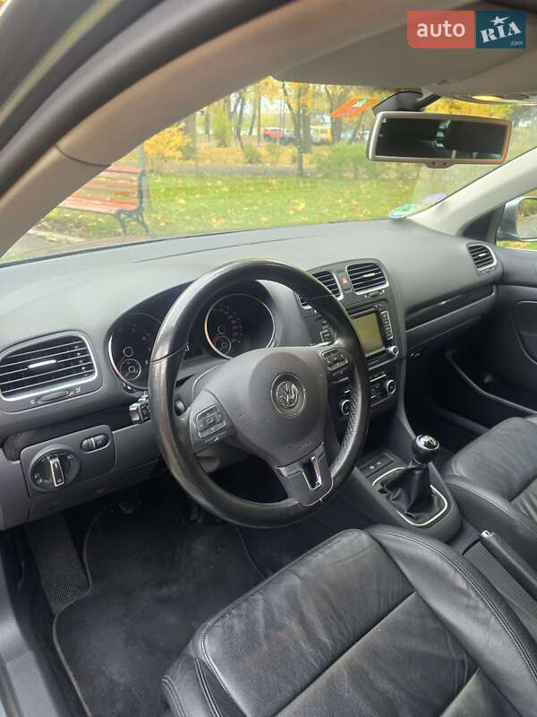 Універсал Volkswagen Golf 2012 в Києві фото 31 Універсал Volkswagen Golf 2012 в Києві