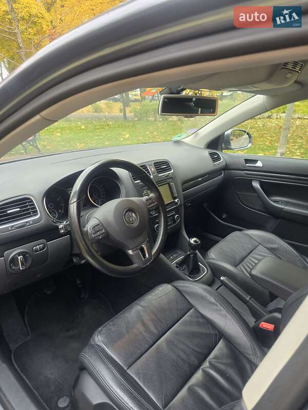 Універсал Volkswagen Golf 2012 в Києві фото 45 Універсал Volkswagen Golf 2012 в Києві