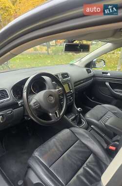 Универсал Volkswagen Golf 2012 в 