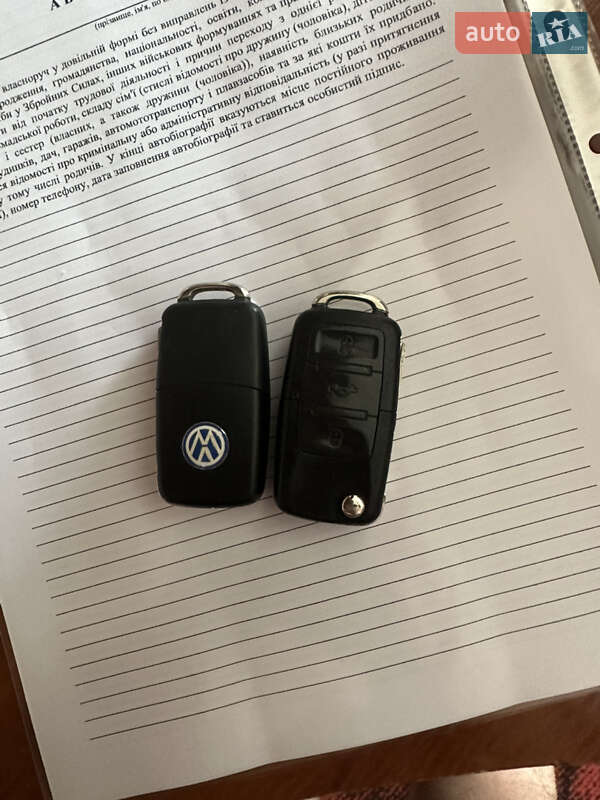 Хетчбек Volkswagen Golf 2007 в Києві