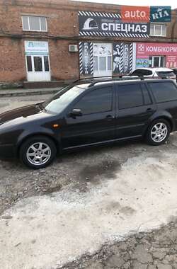 Универсал Volkswagen Golf 1999 в Сумах