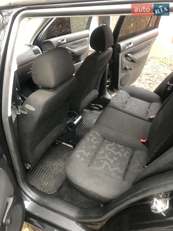 Универсал Volkswagen Golf 1999 в Сумах