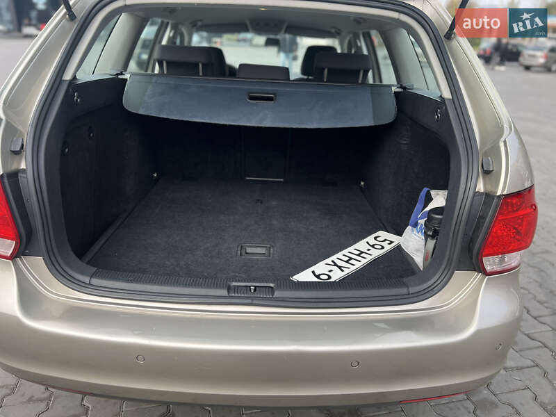 Универсал Volkswagen Golf 2008 в Луцке