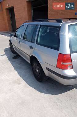 Универсал Volkswagen Golf 2003 в Дубровице Универсал Volkswagen Golf 2003 в Дубровице