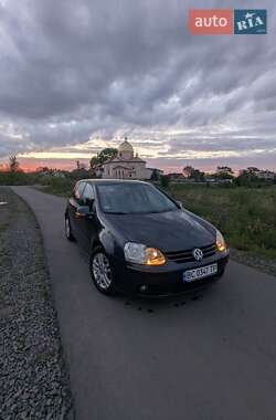 Хетчбек Volkswagen Golf 2007 в Шептицькому
