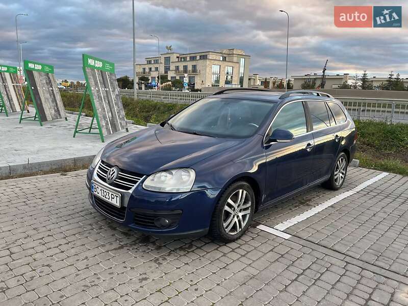 Універсал Volkswagen Golf 2008 в Львові